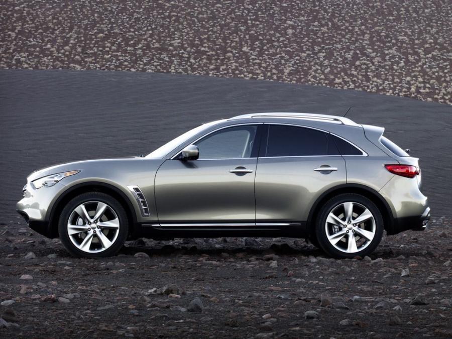  Infiniti FX50 2009 года  (фото 6 из 110)